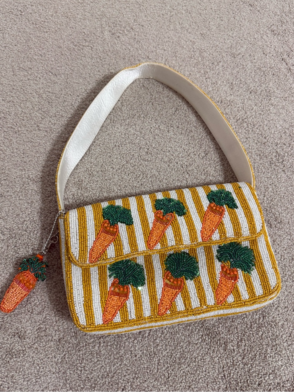 NWOT Viral Carrot Beaded Bag handmade